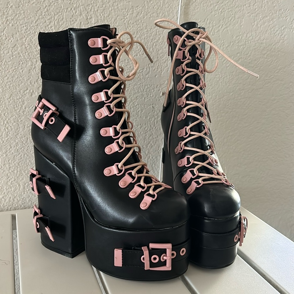 Rave boots